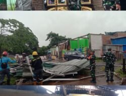Aksi Tanggap Bantu Warga Terdampak Bencana. Koramil 06/Bajeng Tinjau 14 Rumah Rusak Diterjang Puting Beliung
