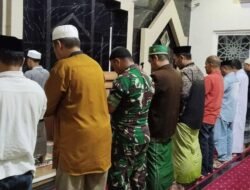 Manunggal dengan Rakyat, Babinsa Kodim 1409/Gowa Gelar Safari Subuh Berjamaah