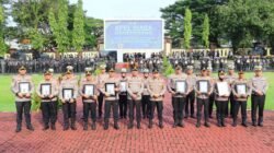 Penyerahan Penghargaan Pelaksanaan Operasi Ketupat 2026, Kapolda Sulsel Apresiasi Kinerja Polres Jajaran