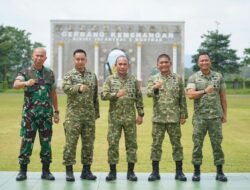 Perkuat Sinergi TNI, Pangdam XIV/Hsn Dampingi Kabacadnas Kunjungi Divif 3/Kostrad