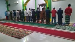 Pererat Silaturahmi di Fajar Hari, Koramil 05/Pallangga Gelar Safari Subuh dan Komsos di Desa Bontoramba
