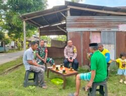 Sinergi TNI-Polri, Babinsa Kodim 1409/Gowa dan Binmas Komsos Ajak Warga Aktifkan Pos Ronda