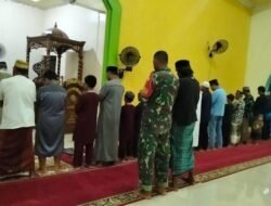 Safari Subuh di Masjid Ar Rahman, Babinsa Koramil 1409-05/Pallangga Rangkul Tokoh Agama Desa Biringala