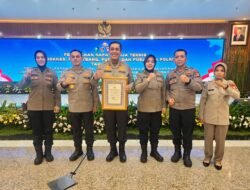 Kapolda Sulsel terima Penghargaan IKPA T.A 2025 Peringkat I dari Kapolri,wujud komitmen pengelolaan anggaran yang profesional dan akuntabel