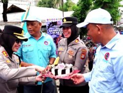 Kapolres Pelabuhan Makassar Rayakan May Day Bersama Buruh KSPSI, Simbol Kebersamaan Lewat Pemotongan Kue