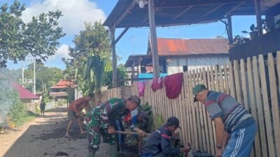 Wujudkan Lingkungan Asri, Babinsa Kodim 1409/Gowa Bersama PWarga Kompak Gelar Karya Bakti Gali Selokan