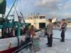 Langkah Sigap Polsek Paotere Amankan Dermaga: Patroli Dialogis Rutin Demi Kenyamanan Warga!