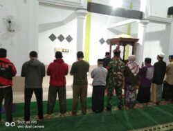 Pererat Silaturahmi, Babinsa Tompobulu Kodim 1409/Gowa Gelar Safari Subuh dan Komsos di Masjid Besar Malakaji
