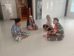 Safari Subuh Kodim 1409/Gowa: Cara Babinsa Somba Opu Serap Aspirasi Warga di Masjid Nur Amin