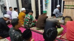 Pererat Silaturahmi, Babinsa Koramil 1409-01/Somba Opu Gelar Safari Subuh Berjamaah dan Komsos di Masjid Nurul Iman