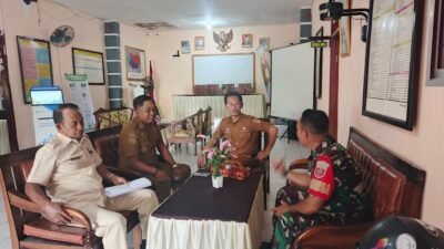 Wujudkan Wilayah Kondusif, Babinsa Koramil 1409-03/Bontomarannu Gelar Komsos Tekankan Pelayanan Prima dan Musyawarah
