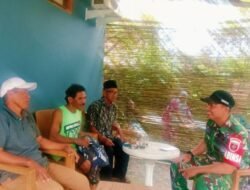 Jaga Kamtibmas dan Kesehatan Warga, Babinsa Koramil Bontonompo Kodim 1409/Gowa Gelar Komsos di Rappokaleleng