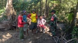 Perkuat Sinergitas, Babinsa Barembeng Gelar Komsos Bersama Warga Bahas Kamtibmas dan Kebersihan Lingkungan