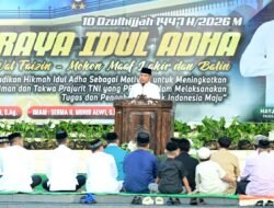 Semangat Kebersamaan Menggema! Pangdam XIV/Hasanuddin Salat Idul Adha Bersama Prajurit dan Masyarakat di Lapangan M. Yusuf Makodam