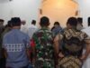 Safari Subuh Berjamaah, Babinsa Kodim 1409/Gowa Perkuat Silaturahmi dengan Warga Tompobalang