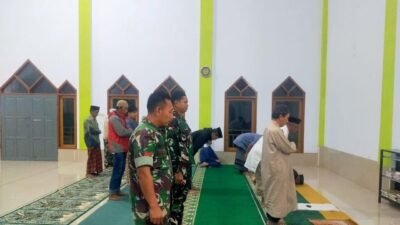 Wujudkan Kemanunggalan, Babinsa Kodim 1409/Gowa Gelar Safari Subuh di Kelurahan Malakaji