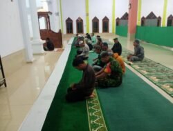 Bangun Sinergitas Melalui Ibadah, Babinsa Kodim 1409/Gowa Laksanakan Safari Subuh di Malakaji