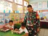 Babinsa Tompobulu Kodim 1409/Gowa Pastikan Penyaluran Makan Bergizi Gratis di Sekolah Berjalan Lancar dan Higienis