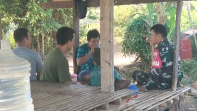 Perkuat Kemitraan, Babinsa Koramil 1409-08/Bontonompo Ajak Warga Dusun Taipa Le’leng Jaga Sinergitas