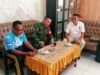 Pererat Sinergitas, Babinsa Kelurahan Tamallayang Gelar Komsos Bahas Keamanan dan Kesehatan