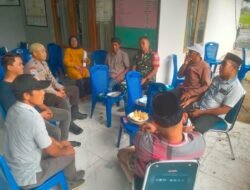Sinergi Babinsa Kodim 1409/Gowa dan Perangkat Desa, Gelar Komsos Keamanan di Dusun Borong Kanang