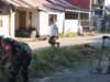 Wujudkan Lingkungan Bersih, Babinsa Kelurahan Tamarunang Bersama Warga Gelar Kerja Bakti Massal