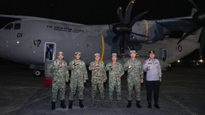 Pangdam XIV/Hsn Sambut Kedatangan Menhan RI dan Wapang Panglima TNI di Baseops Lanud Sultan Hasanuddin Perkuat Komitmen Pertahanan Nasional