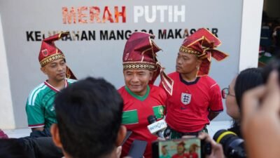 Piala Dunia Satukan Warga Makassar! Pangdam XIV/Hsn Gelar Nobar Penuh Hiburan dan Bakti Sosial