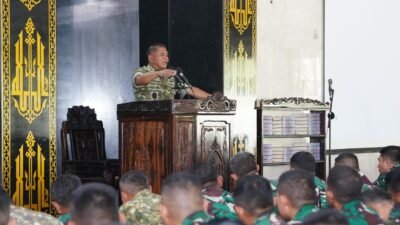 Melalui Kultum, Pangdam XIV/Hasanuddin Perkuat Iman, Integritas, dan Semangat Juang Prajurit