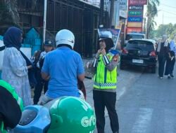 Satlantas Polresta Gowa Turun Kejalan Gelar Penerangan Keliling di Titik Keramaian