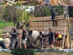 Wujudkan Akses Pelosok Terhubung, Prajurit Kodim 1409/Gowa dan Yon Teritorial Pembangunan Kebut Jembatan Beton Sungai Badenglolo