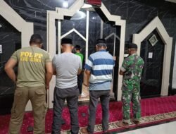 Safari Subuh di Masjid Al Ma’arif, Babinsa Koramil 1409-01/Somba Opu Pererat Silaturahmi dengan Warga